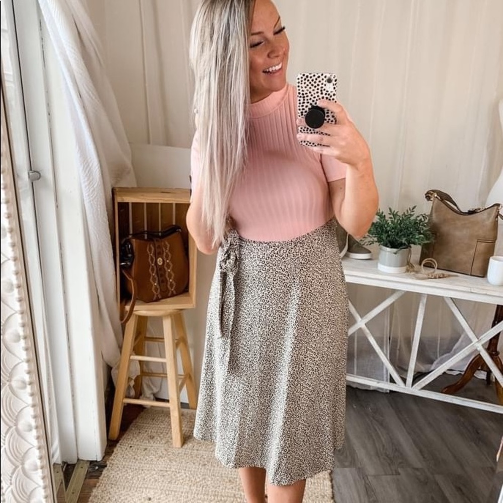 Reborn J Pink and Leopard Dress w/Tie Waist